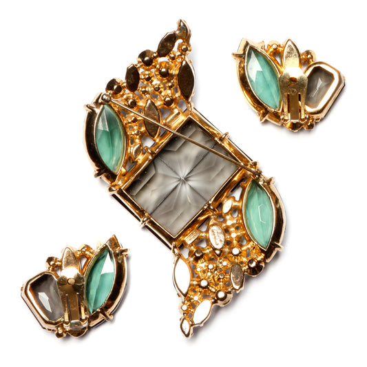 Alice Caviness Smoke Set