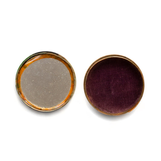 Souvenir Art Plastic Compact