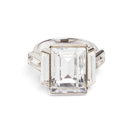 1980s Vertical Faceted Stone Ring