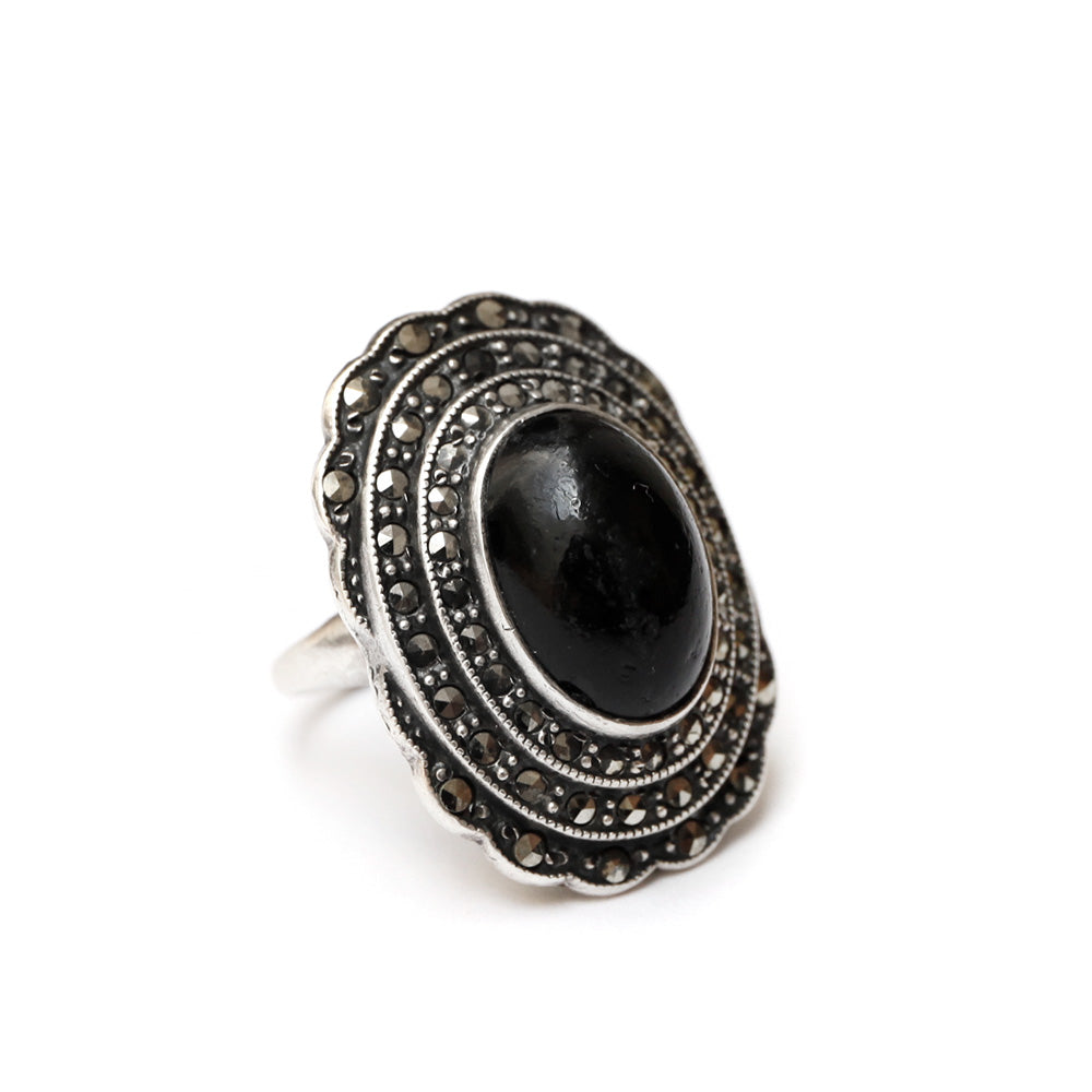 1930s Sterling Silver Ring with Black Cabochon