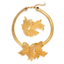 Load image into Gallery viewer, 1970s Dior Gold Openwork Demi Parure