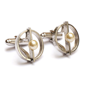 1950s Pearl and Metal Cufflinks