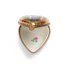 Load image into Gallery viewer, Limoges Heart-Shaped Porcelain Box