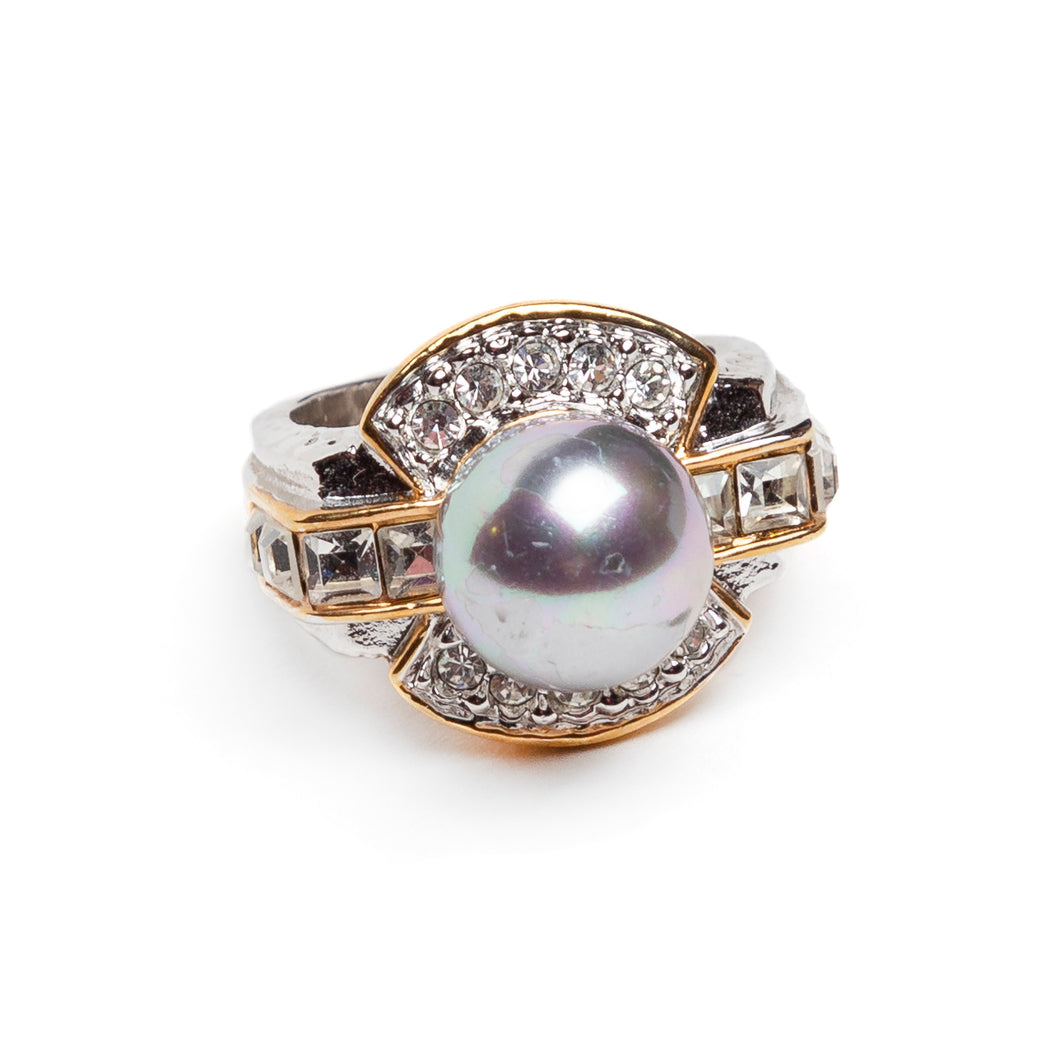 Metallic Pearl and Diamanté Ring