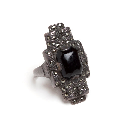 1940s Onyx Stone and Marcasite and Silver Ring